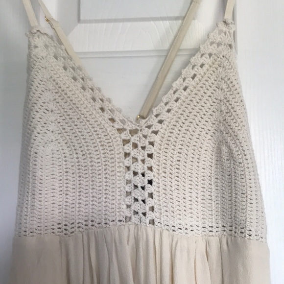 Lulus Dresses & Skirts - BRAND NEW & BEAUTIFUL macrame maxi dress